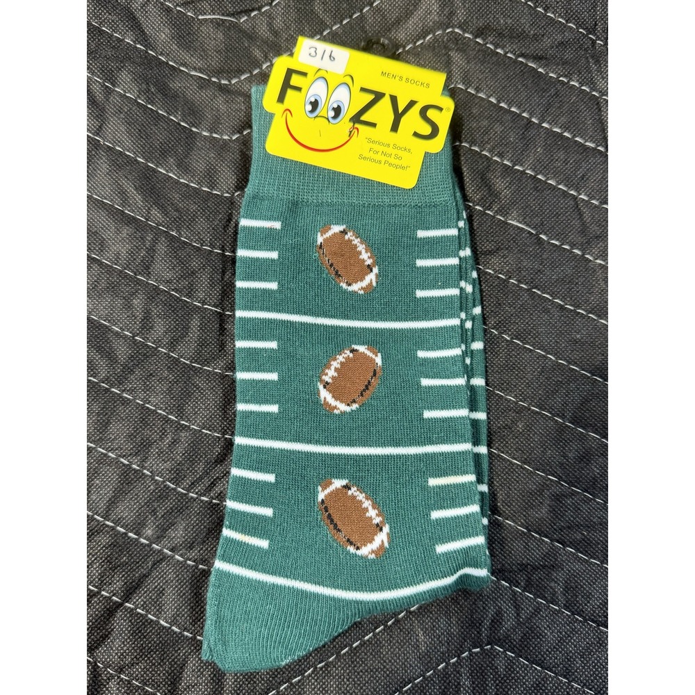 Foozys Crew Socks Mens 10-13 Green NEW Football Sports Novelty Graphic‎ FM-04
